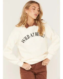 Cleo + Wolf Women's Wild At Heart Graphic Sweatshirt -Shepler Fashion Shop 2000374824 103 P3